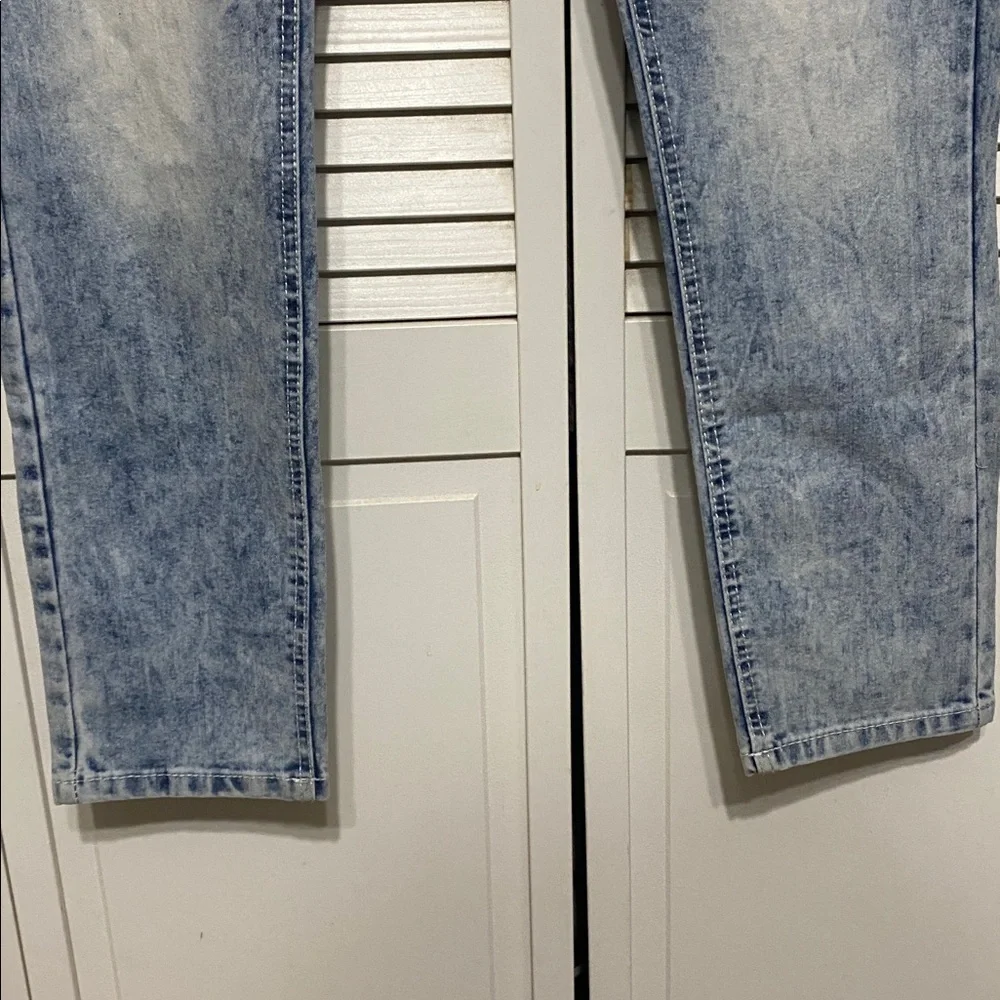 South pole Skinny Jeans Acid Wash Size 34-30 NWT